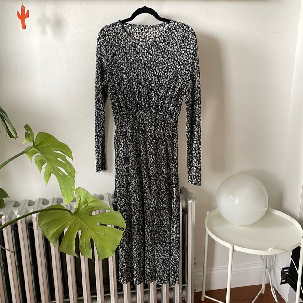 Long sleep floral midi dress
